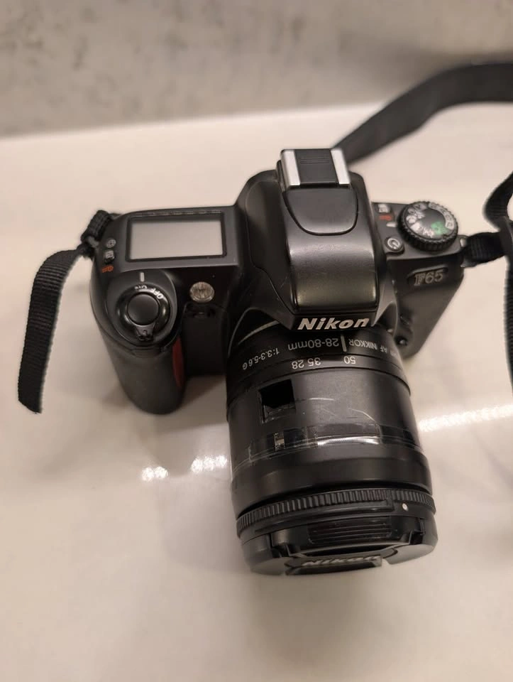 Nikon F65 35mm Film SLR Camera + AF Nikkor 28-80mm Lens - photo 2