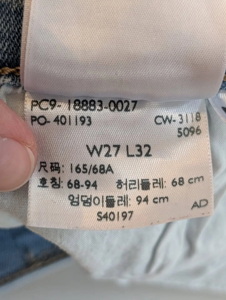 Levi’s 724 High Rise Straight Distressed Jeans W27 L32 - photo 4