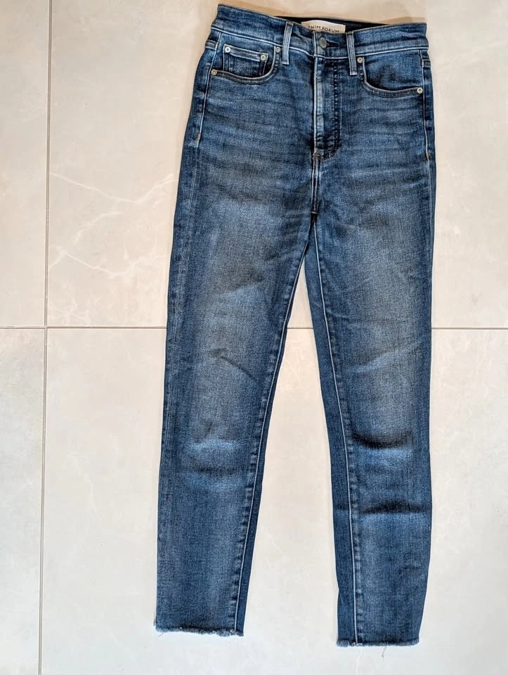 Denim Forum The Lola High Rise Skinny Crop Jeans Size 27