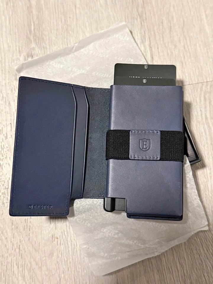 Ekster Parliament Leather Wallet - Navy Blue