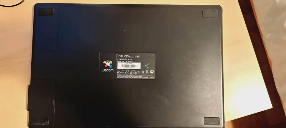 Wacom Intuos 5 Touch Medium Tablet PTH-650 - photo 2