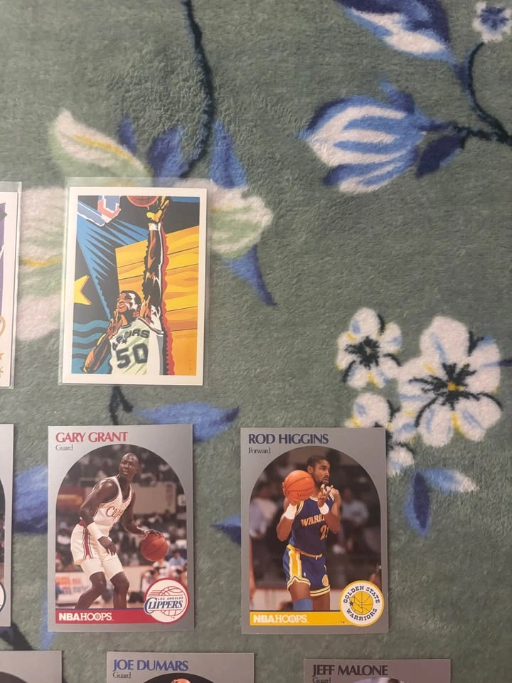 NBA Hoops Basketball Card Lot - photo 3