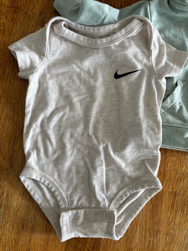 Baby Nike Outfit - photo 3