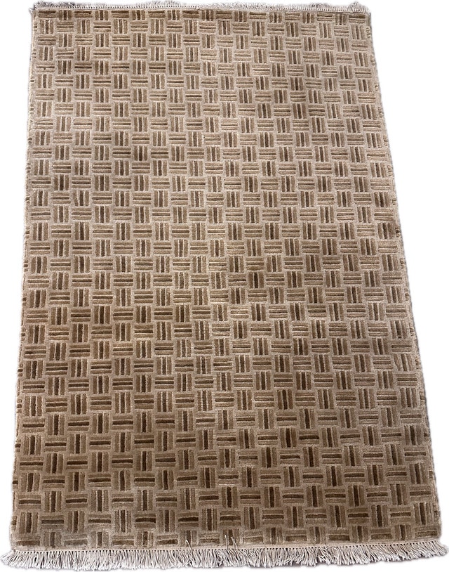 Contemporary Indo-Nepal Weave Design 4’ × 6’