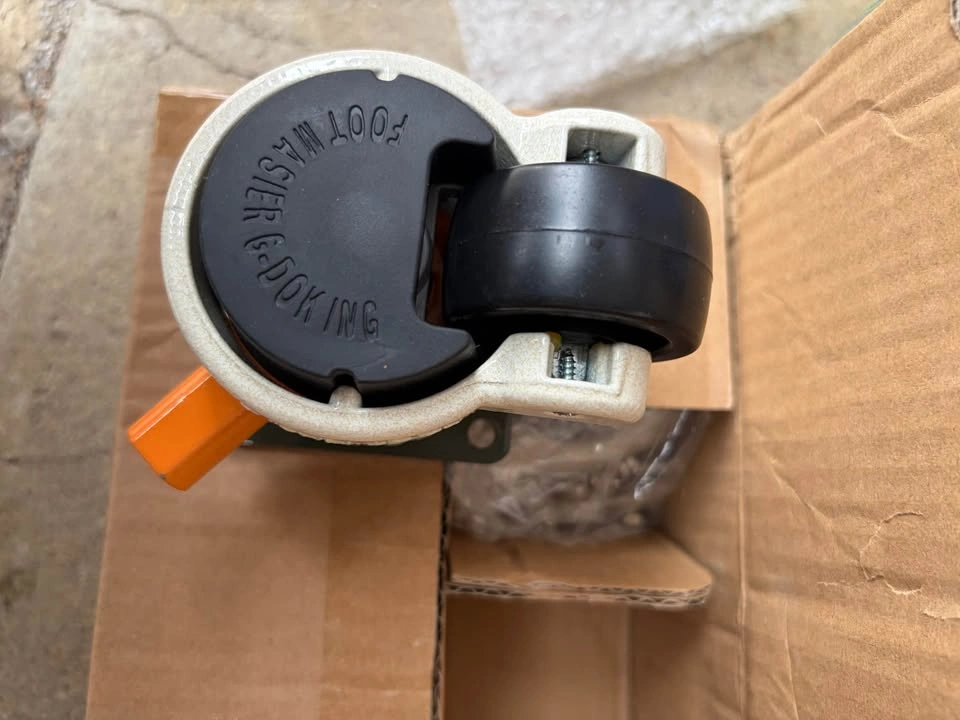 4-Pcs Leveling Machine Casters with Nylon Wheel and Rubber Foot - photo 2