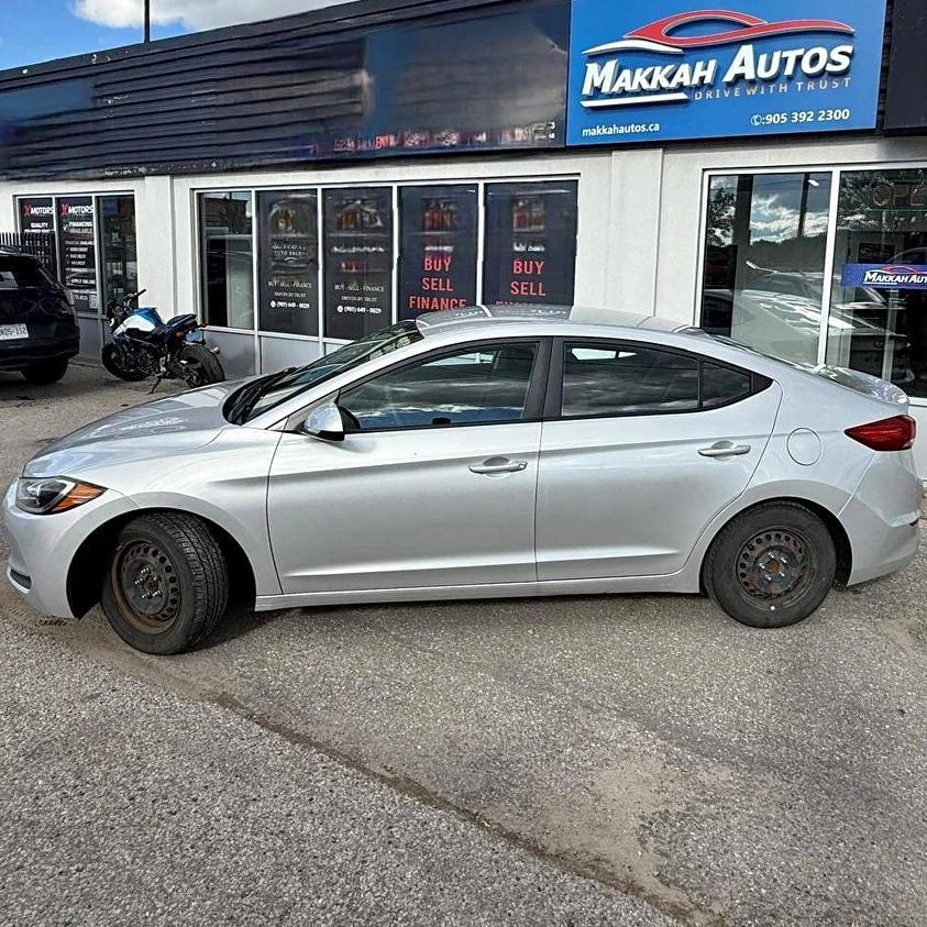 2017 Hyundai Elantra Sdn Auto LE