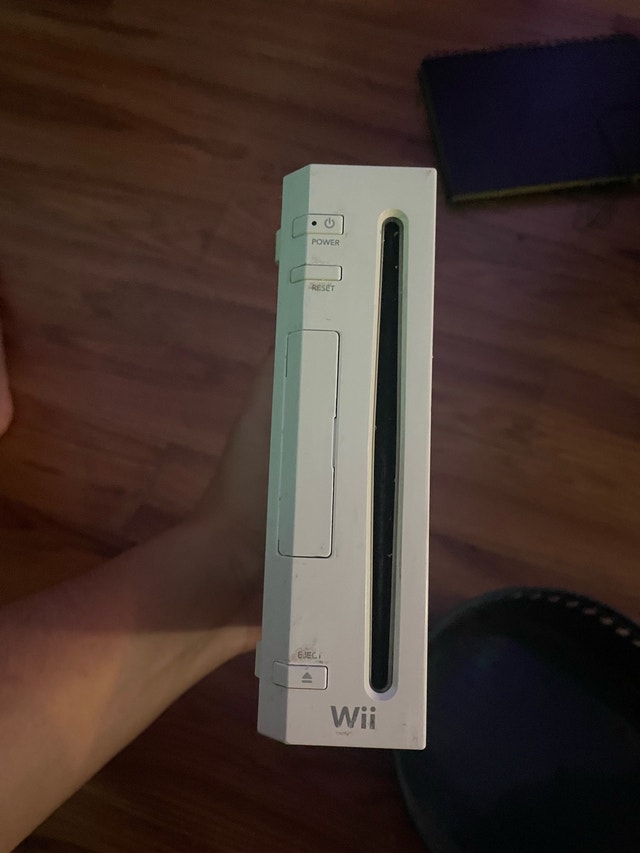 Nintendo Wii RVL-001 Bundle - photo 3