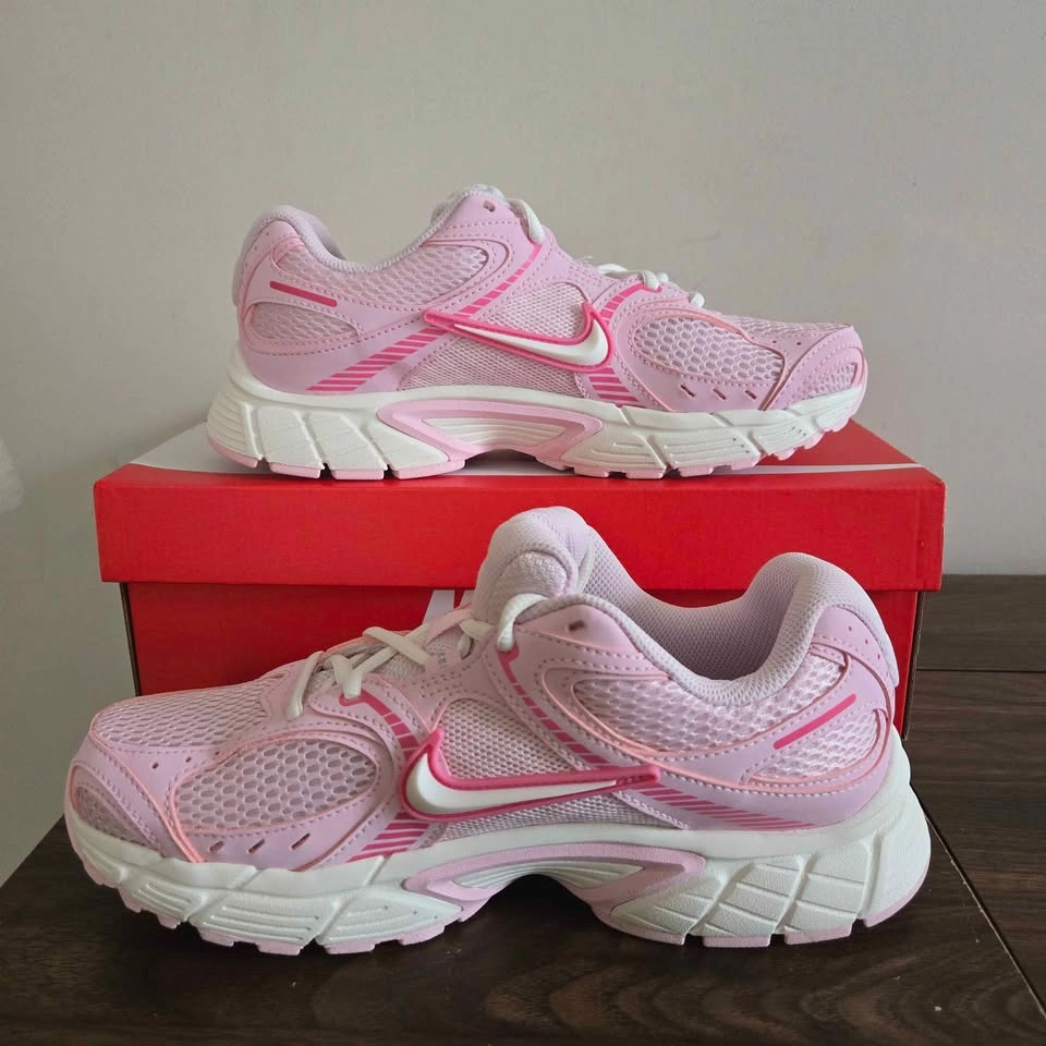 NEW Nike V5 RNR Shoes Womens Size 10 Pink Foam Pinksicle - photo 2