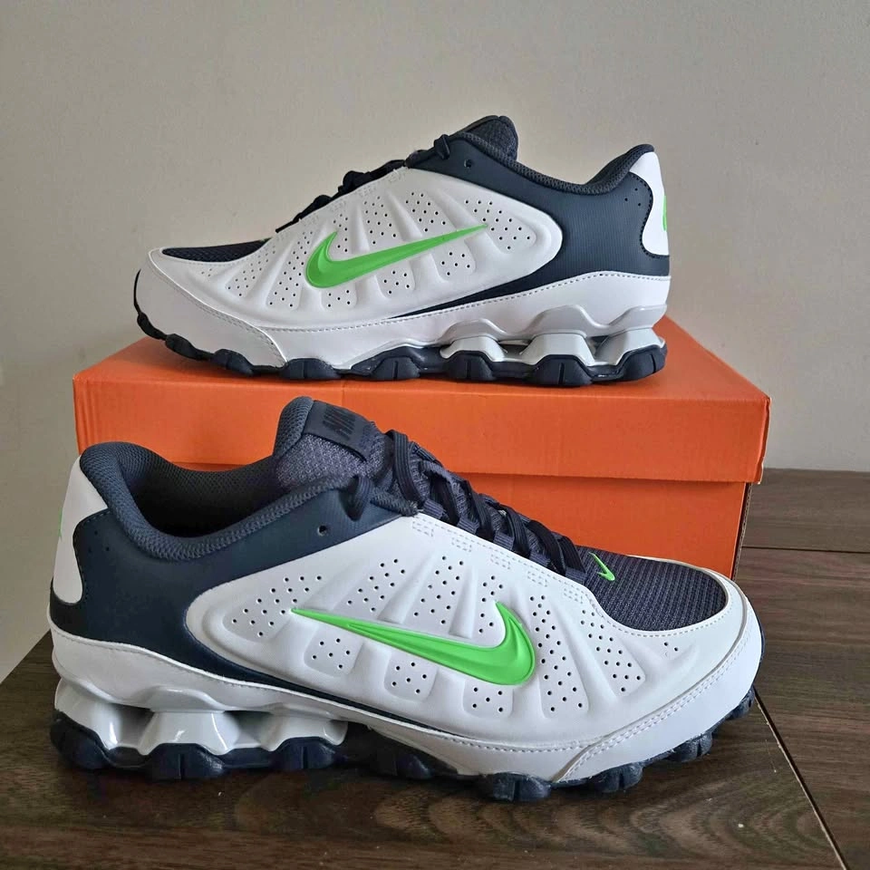 Nike Reax 8 NSW SL Training Shoes Mens Size 9 White Green