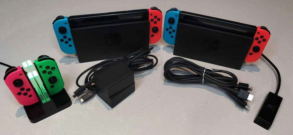 Nintendo Switch Bundle: 2 Consoles, 6 Joy-Cons, Games & Extras - photo 3