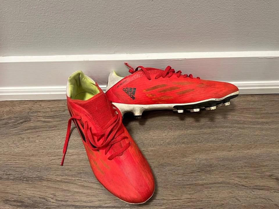 Adidas Men's Soccer Cleats Sz 42.5