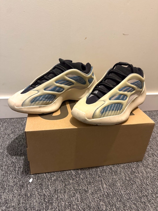 Adidas Yeezy 700 V3 Kyanite - photo 3