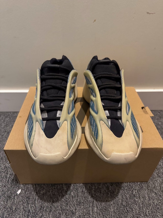 Adidas Yeezy 700 V3 Kyanite - photo 4