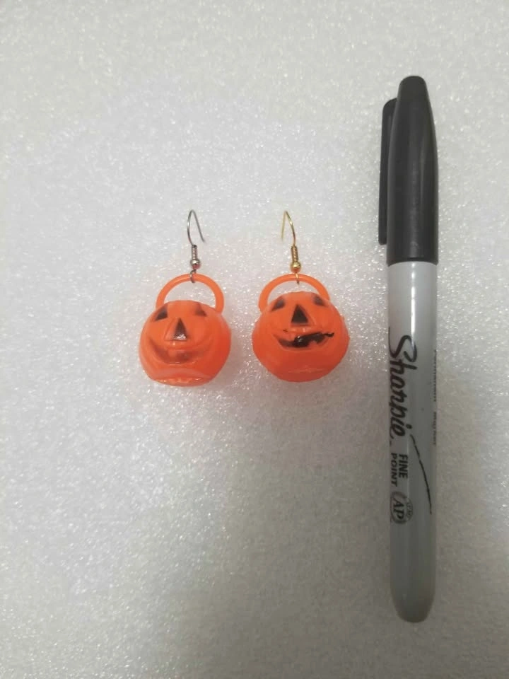 Pumpkin Pail Earrings $1 - photo 3