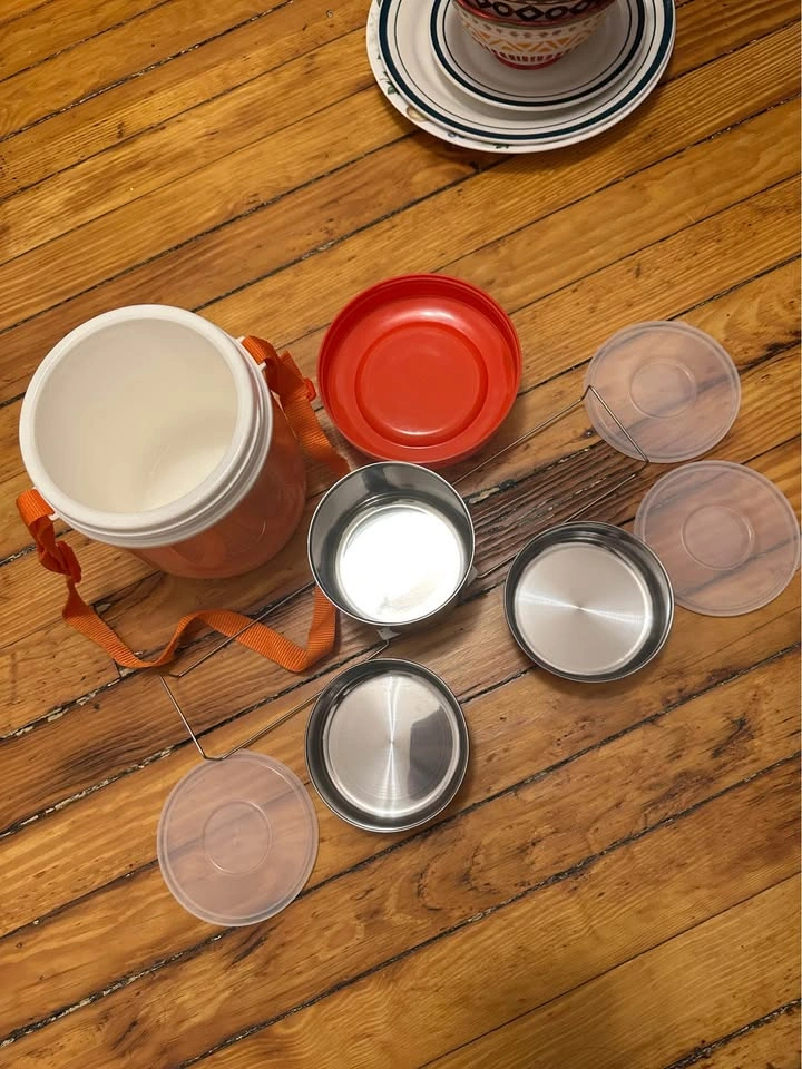 New Mid-Century Retro 3-Tier Insulated Tiffin / Lunch Carrier - photo 2