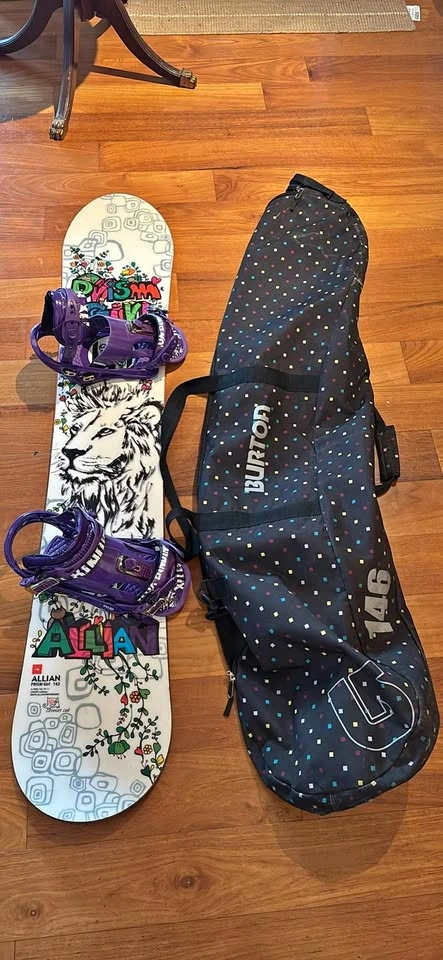 Snowboard Package 142cm: Allian Prism Girl, Flux Bindings, Burto