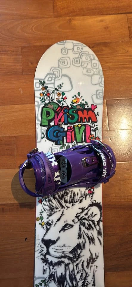 Snowboard Package 142cm: Allian Prism Girl, Flux Bindings, Burto - photo 2