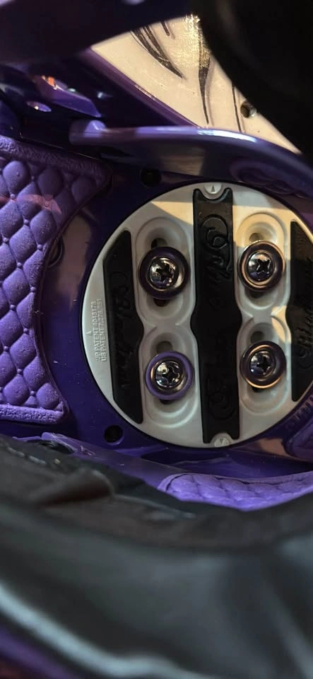 Snowboard Package 142cm: Allian Prism Girl, Flux Bindings, Burto - photo 4