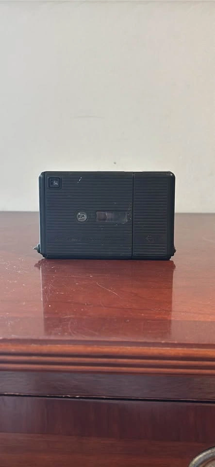 Vintage 1980s Kodak Disc 6000 Camera - Retro Prop / Display - photo 4
