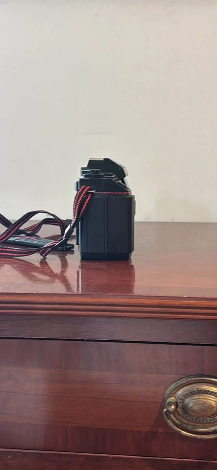Nishika N8000 3D 35mm Film Camera - photo 4