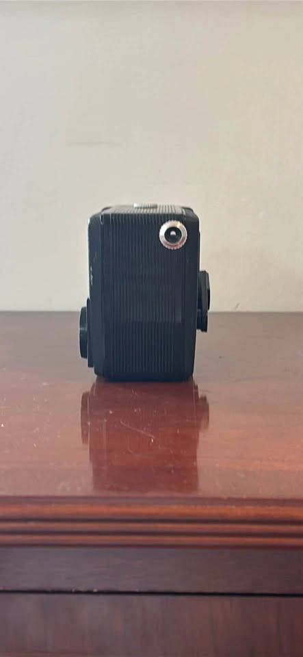 Kodak Hawkeye 8 Movie Camera - photo 3