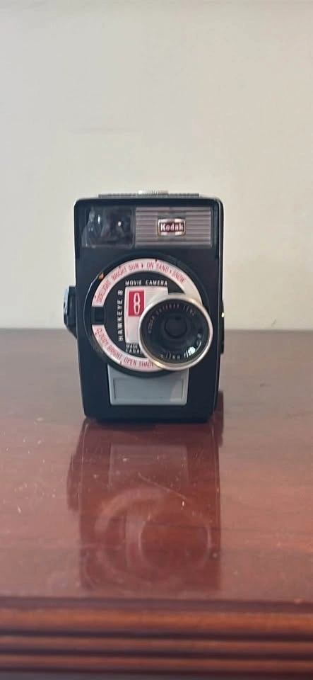 Kodak Hawkeye 8 Movie Camera - photo 5