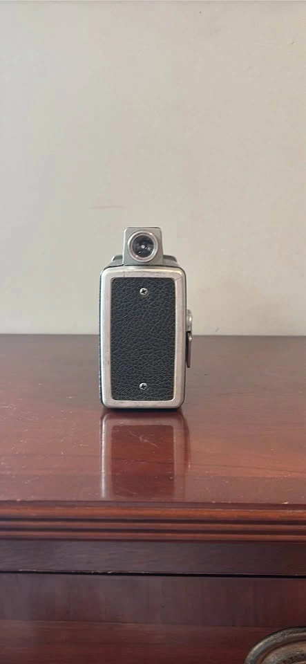 Vintage Kodak Zoom 8 Movie Camera Automatic f/1.9 Model 2 - photo 3