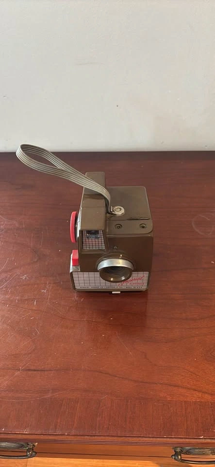 Vintage Imperial Debonair Camera - Brown Retro Display / Prop - photo 5
