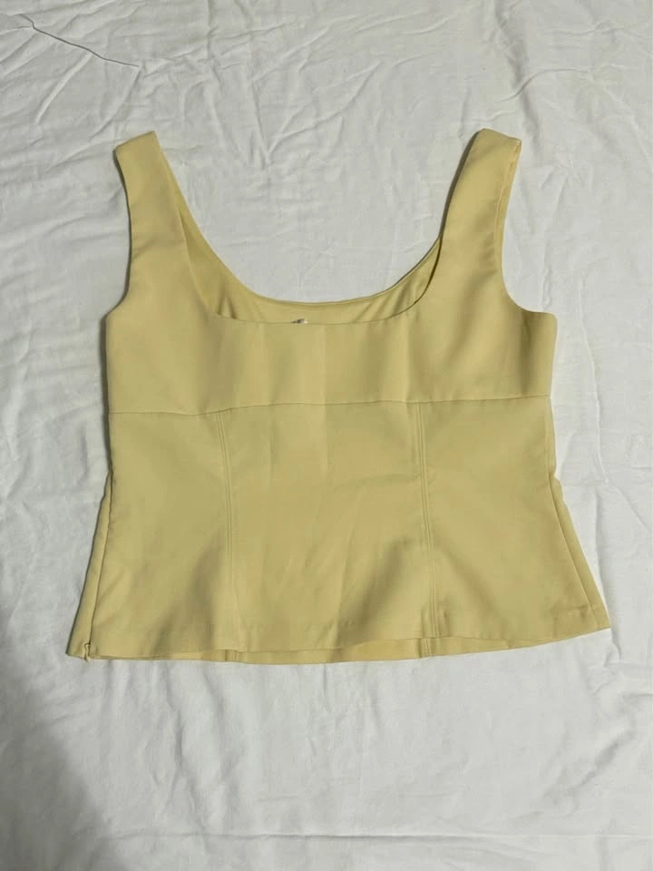 H&M Butter Yellow Square Neck Top - photo 2