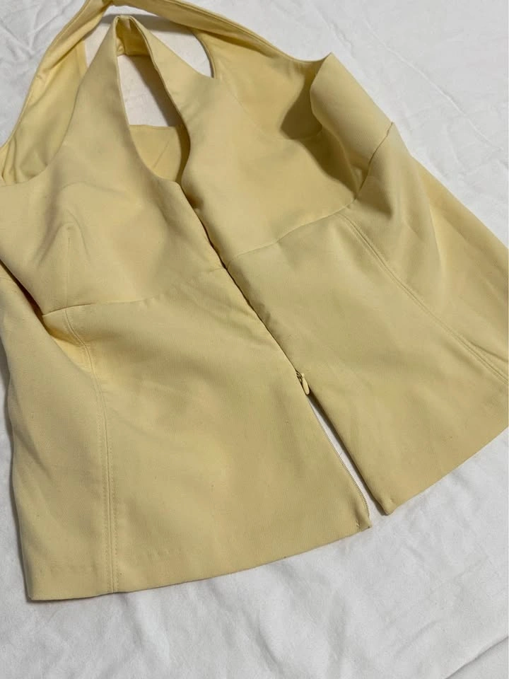 H&M Butter Yellow Square Neck Top - photo 3