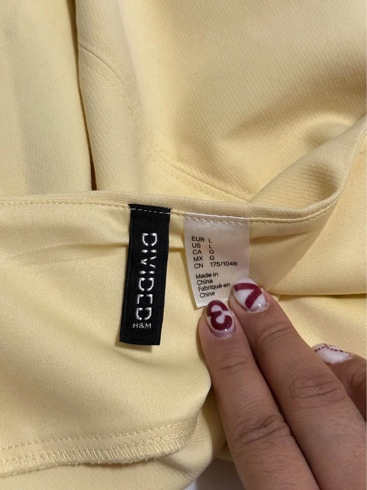 H&M Butter Yellow Square Neck Top - photo 4