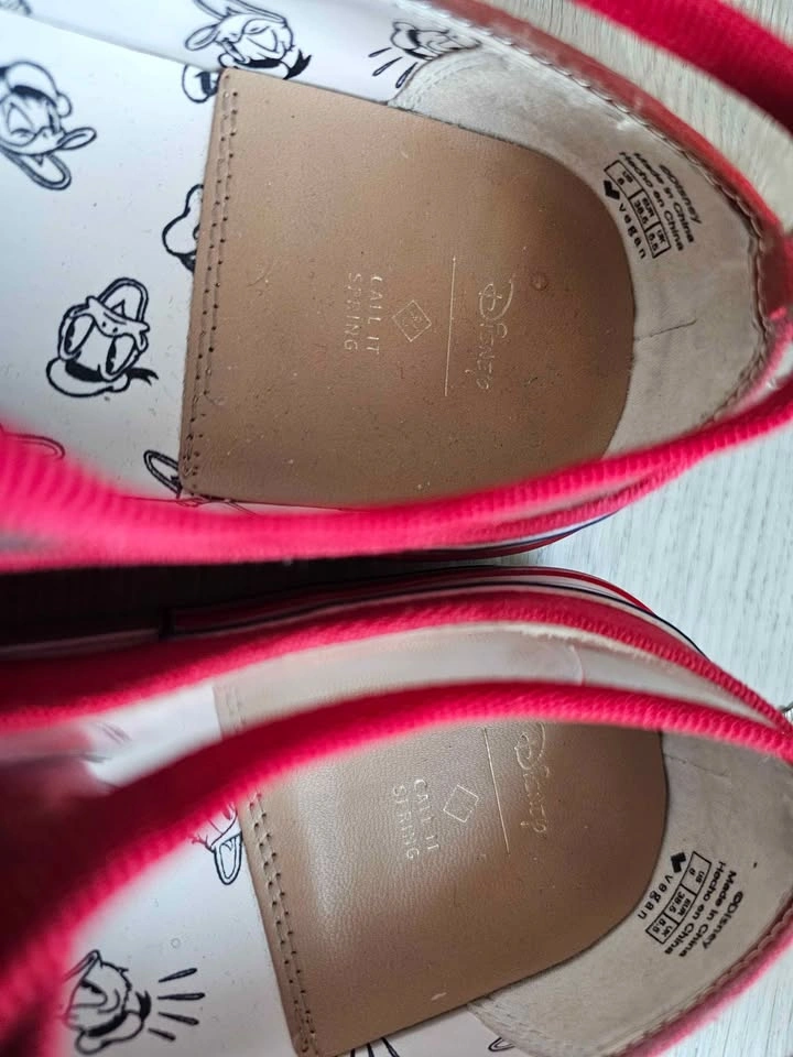 Disney shoes - women 8.0 - photo 3