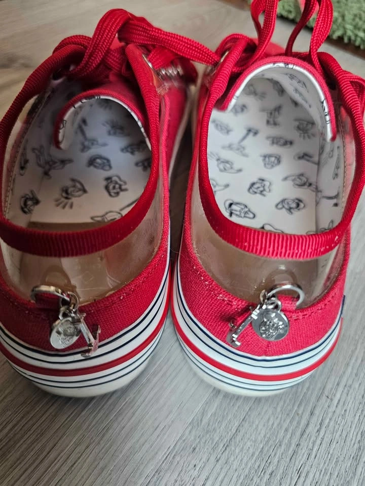 Disney shoes - women 8.0 - photo 5