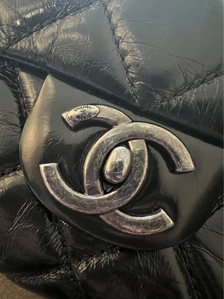 Chanel Classic Flap Bag Limited Edition Oil Wax - photo 2