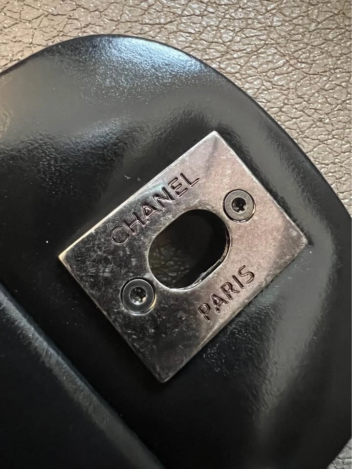 Chanel Classic Flap Bag Limited Edition Oil Wax - photo 5