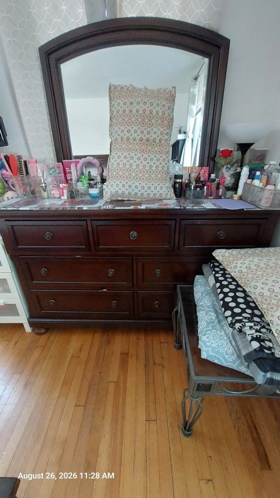 Dresser in Manhattan, NY