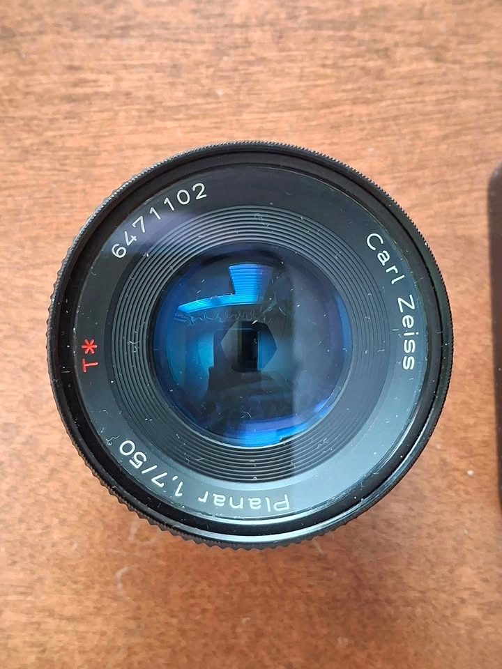 Carl Zeiss Planar T* (Contax) 50mm f1.7 lens - Manual focus - photo 2