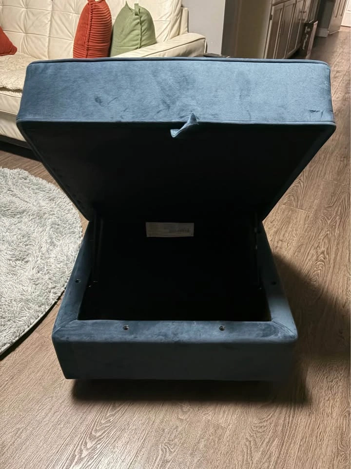 Blue Velvet Ottoman w/ storage and pillow - photo 3