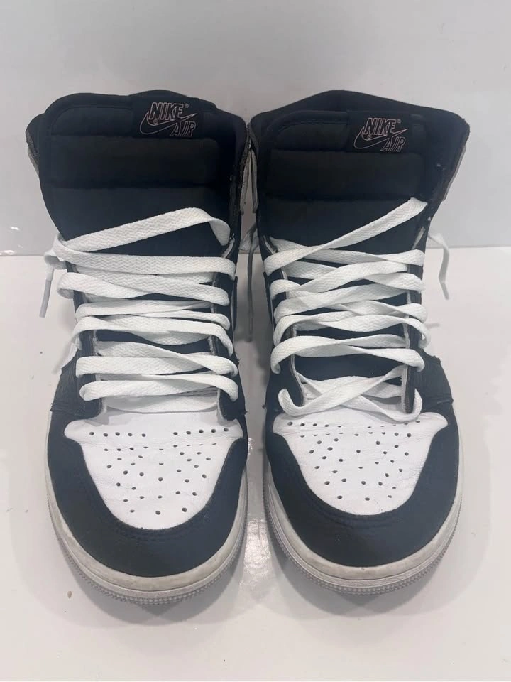 Nike air Jordan 1 retro high OG men’s 8 - photo 2