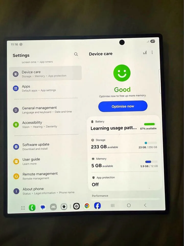 Samsung Z fold 7 256 gb, 12 gb ram dual sim black unlocked thumbnail