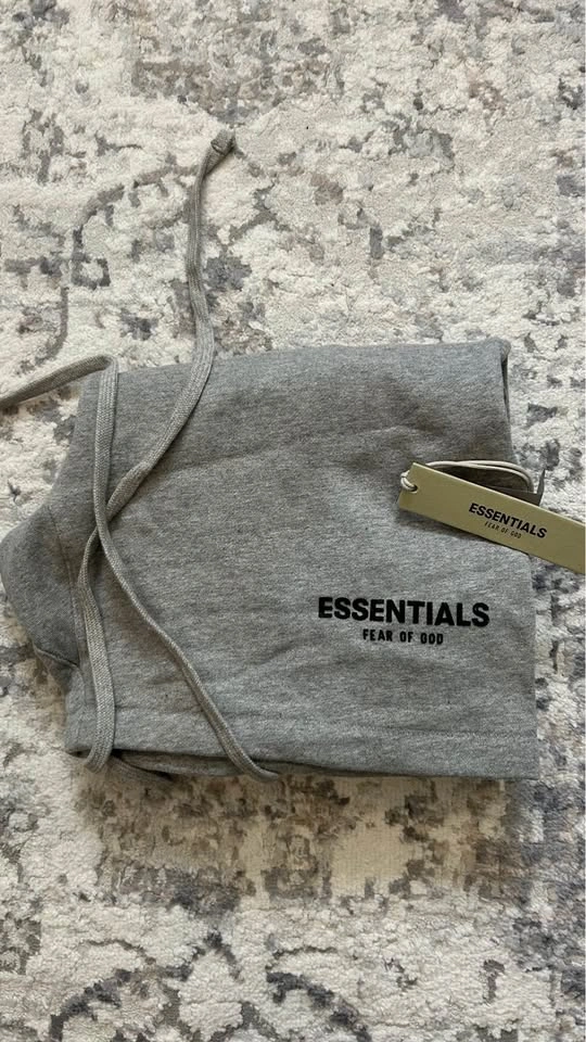 Dark Oatmeal Essentials Fear of God Shorts - Medium - photo 3