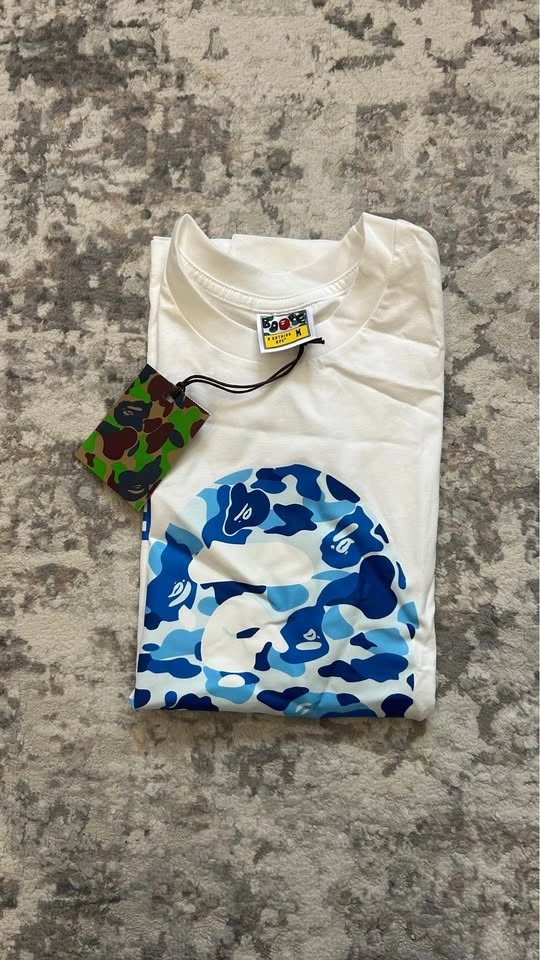 A Bathing Ape Shirt - Medium - photo 2