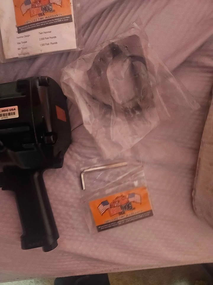 Drill Hog 1" Air Impact Wrench - Massive Torque - Like New! - photo 2