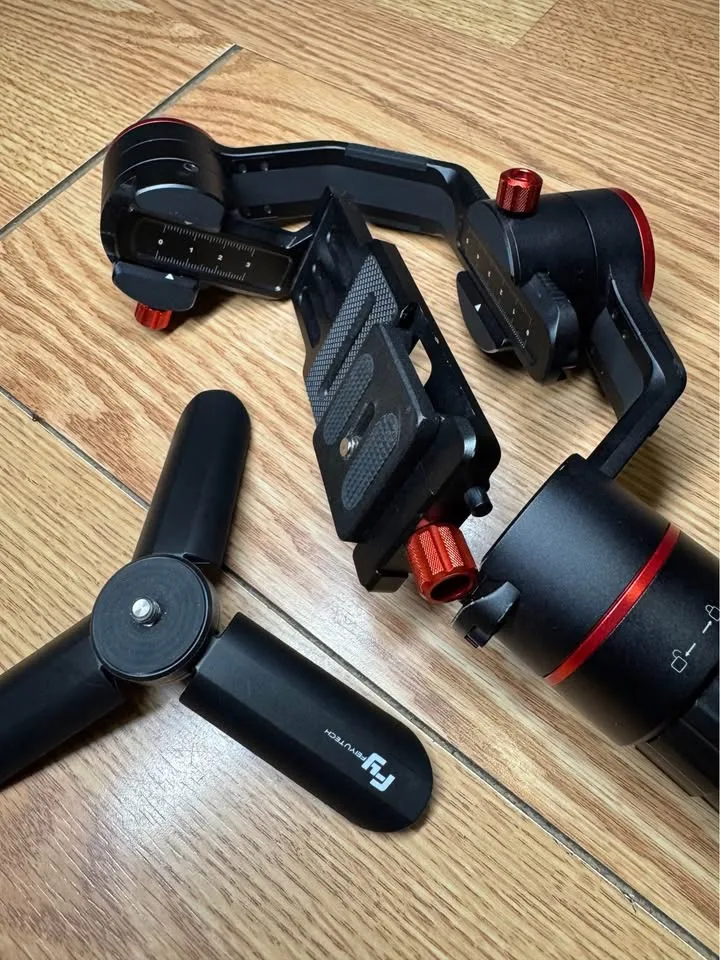FeiyuTech a2000 3-Axis Gimbal Stabilizer image indicator(3)