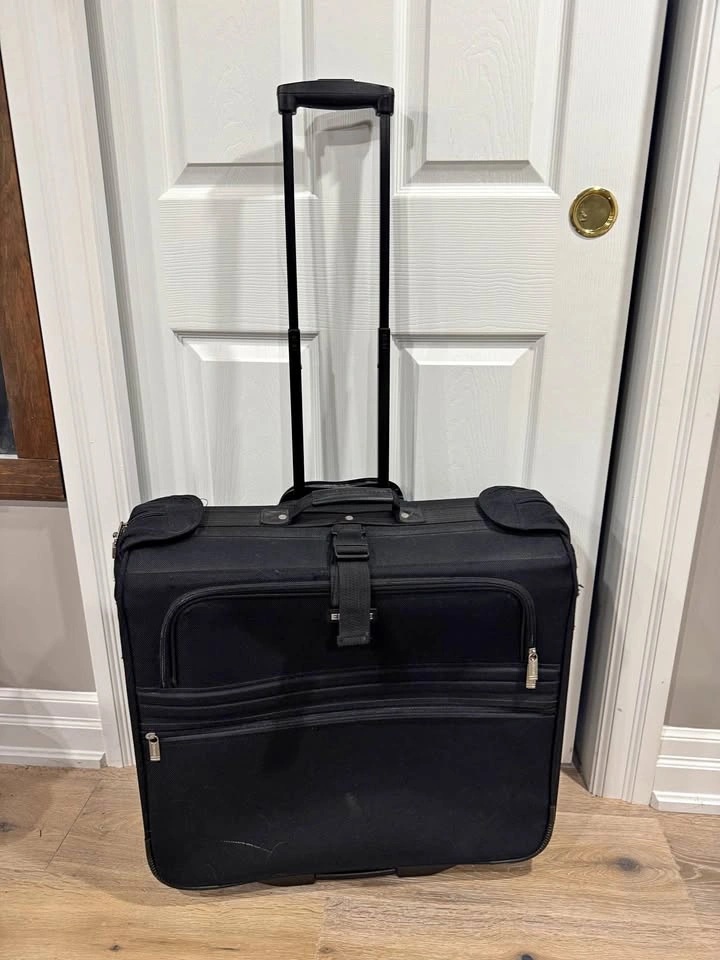 Travel suit bag
