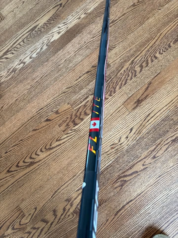 Limited Edition - Team Canada Flylite - photo 4