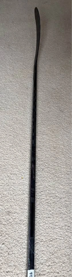 TRUE X Storm Custom Stick – P28 +¼ Blade – 40 Flex – RH - photo 3