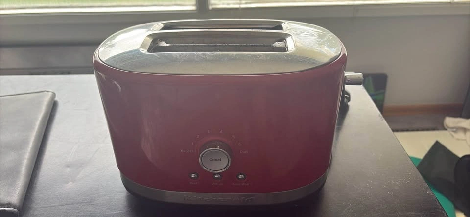Popcorn maker, toaster, humidifier- Estate Sale - photo 3