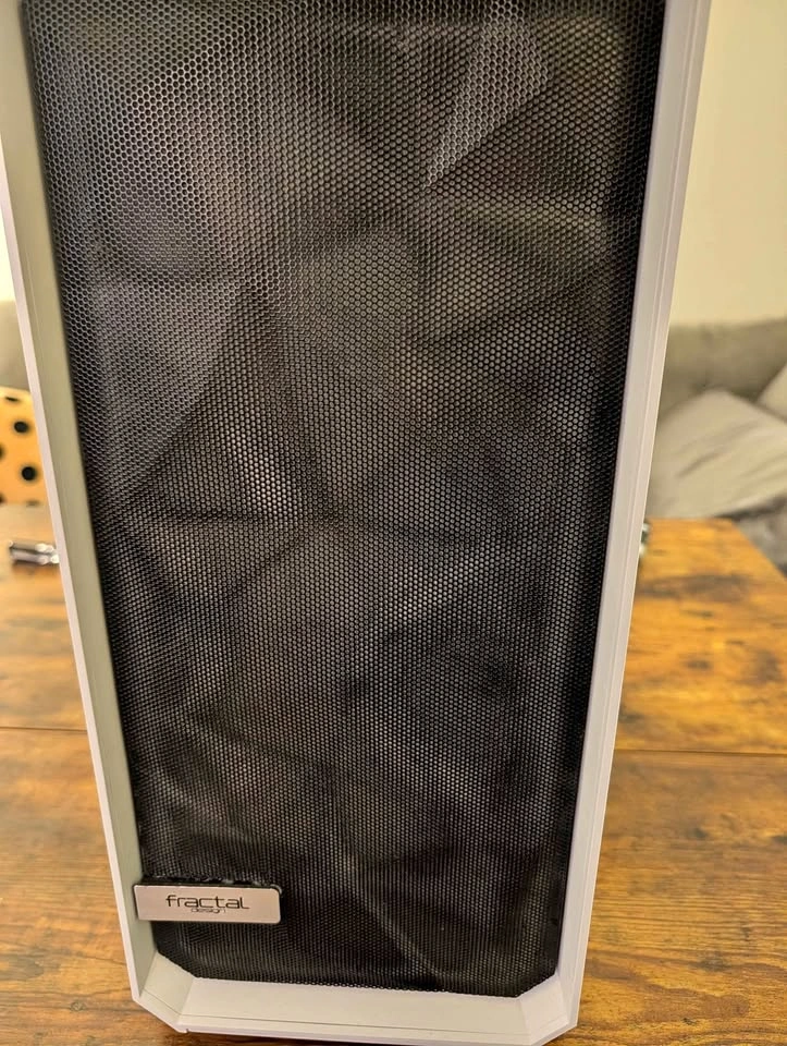 Fractal Design Meshify C Case with ASRock X470 Motherboard