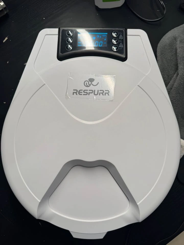 RESPURR Refrigerated Automatic Pet Feeder - photo 4